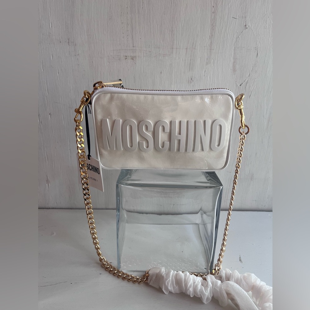 MOSCHINO Patent Leather Logo Shoulder Bag White - Picture 5 of 14